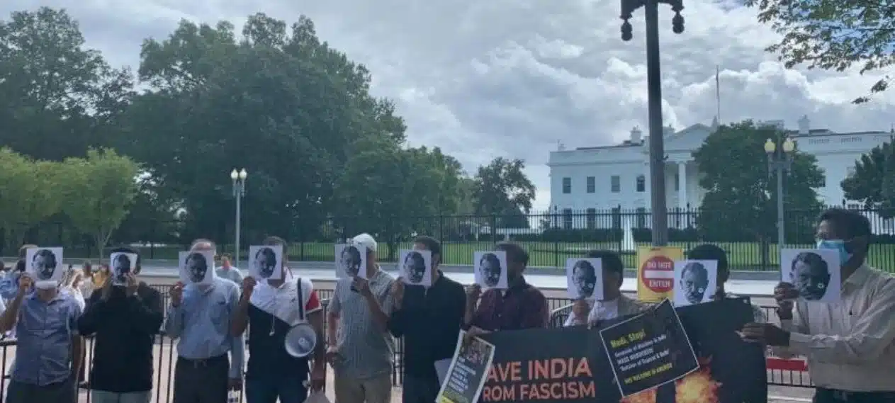 Indian communities demonstrate outside the White House in response to Modi's visit.