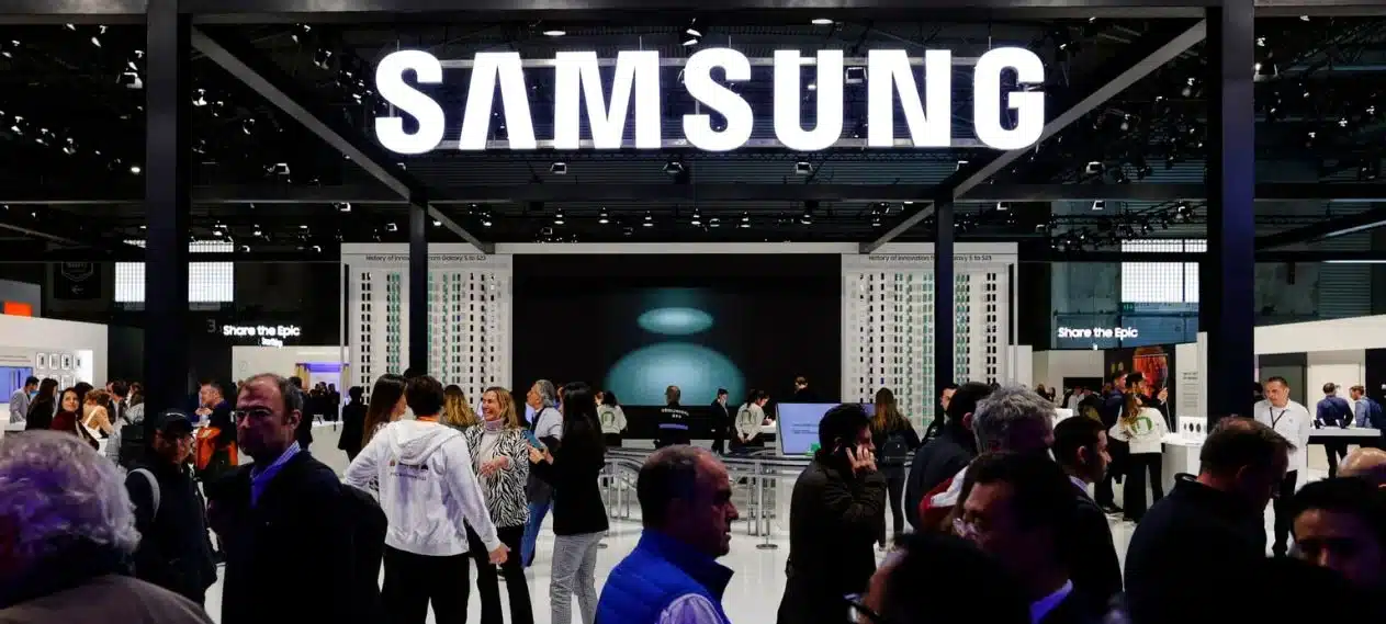 Samsung's profits will fall for the second quarter in a row.