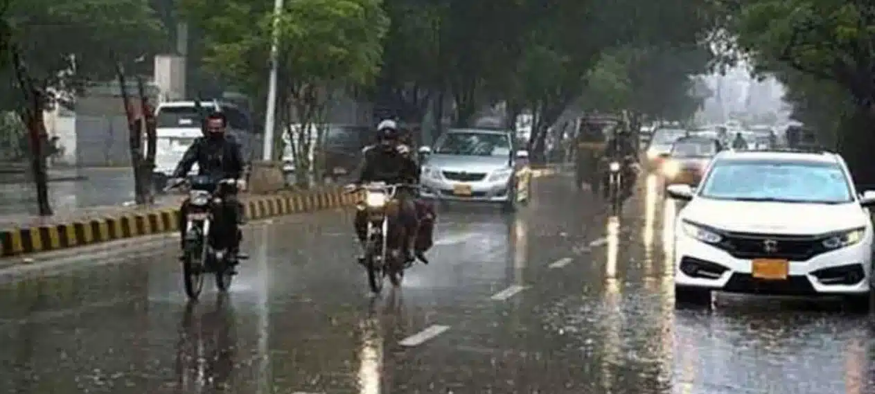 PMD predicts heavy rains in Karachi,