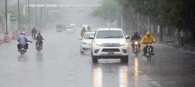 On the long weekend, Pakistan will see heavy monsoon rains.