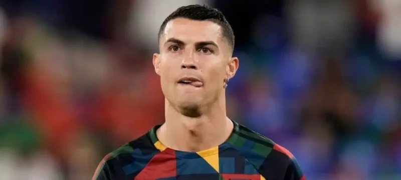 Cristiano Ronaldo Wishes His Muslim Fans 'Salam'