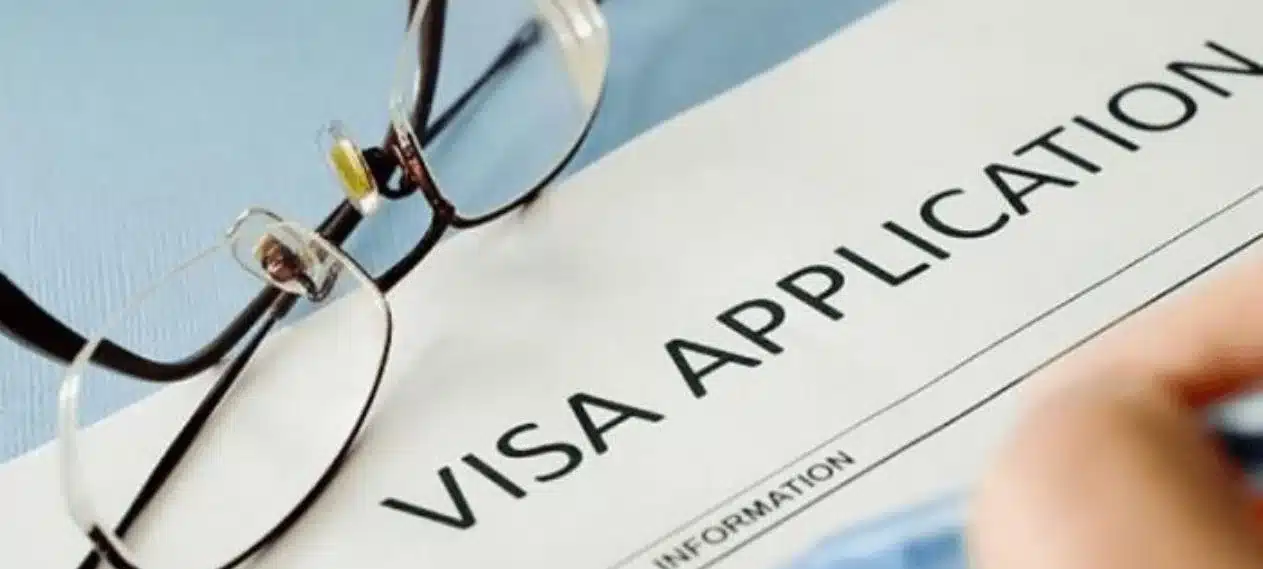 Most of UAE residents are pleased with the visa application process.