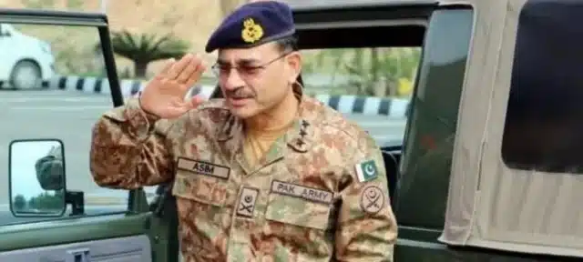 Pakistan's army leader arrives in Iran on a two-day visit.