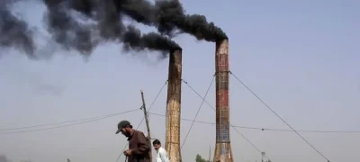 Air Pollution in Pakistan May Cut Life Expectancy by 7 Years