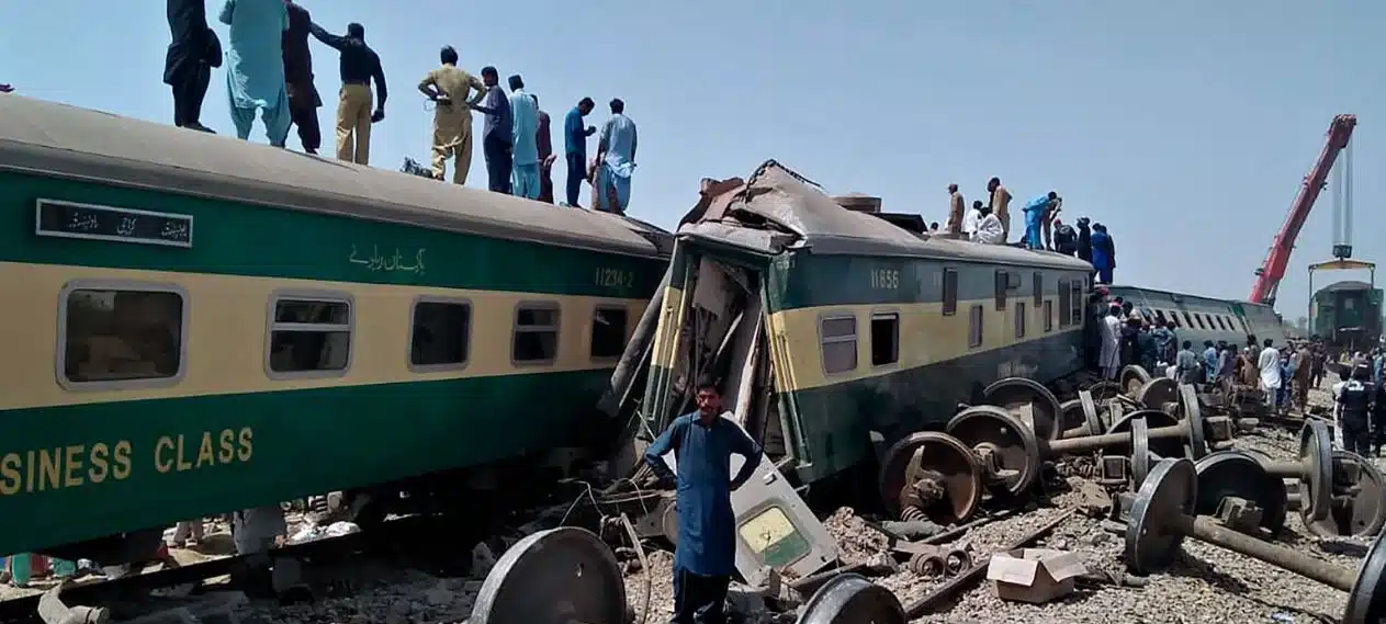 Hazara Express train accident in Nawabshah