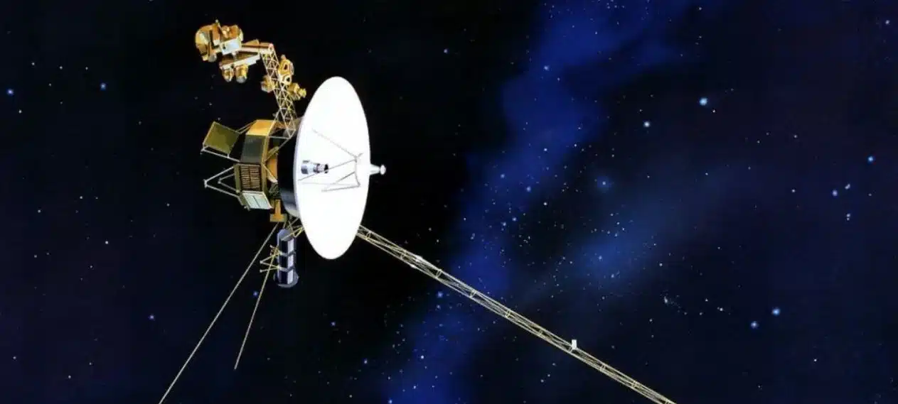 NASA re-establishes contact with the Voyager 2 Probe