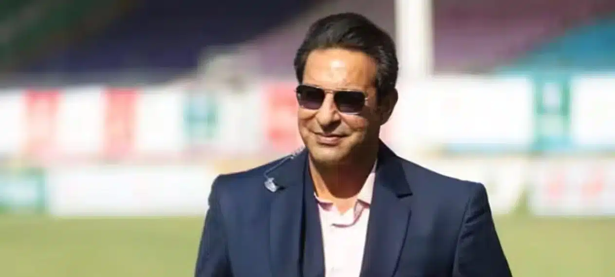 Wasim Akram asks PCB to apologize for excluding Imran Khan in tribute video