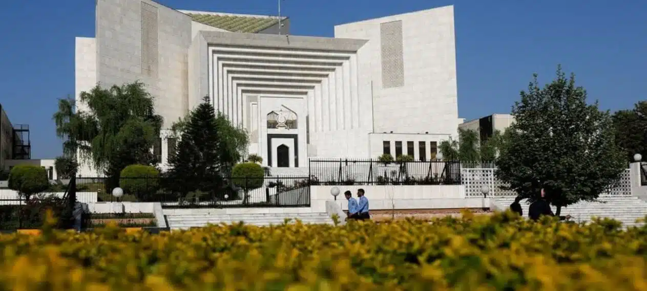 The Supreme Court declares the review of judgments law 'unconstitutional'