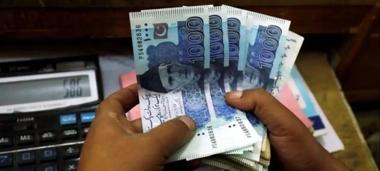 Rupee Tops List as Best-Performing Currency