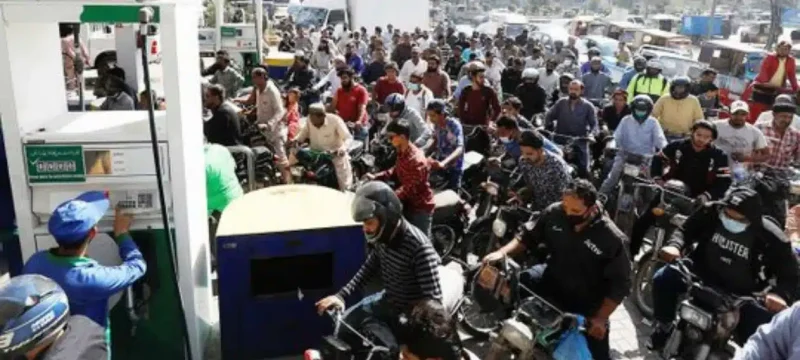 Ministry Directs OGRA to Maintain Full Petrol Pump Stocks