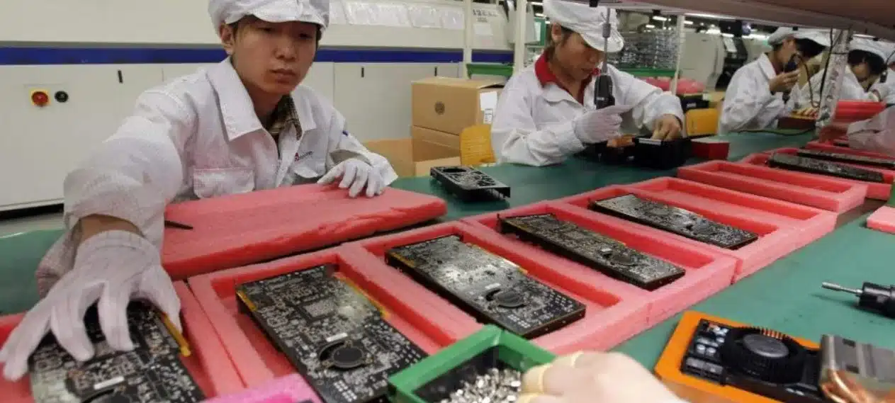 Apple's Strategies to Ensure iPhone Build Quality