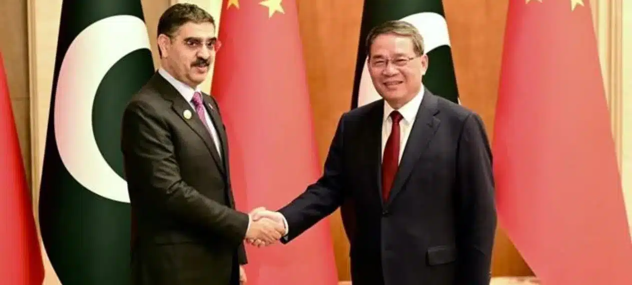 Pakistan and China Sign MoUs to Boost Multifaceted Cooperation