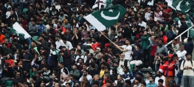 Pakistani Fans Stopped from Chanting 'Pakistan Zindabad' at World Cup