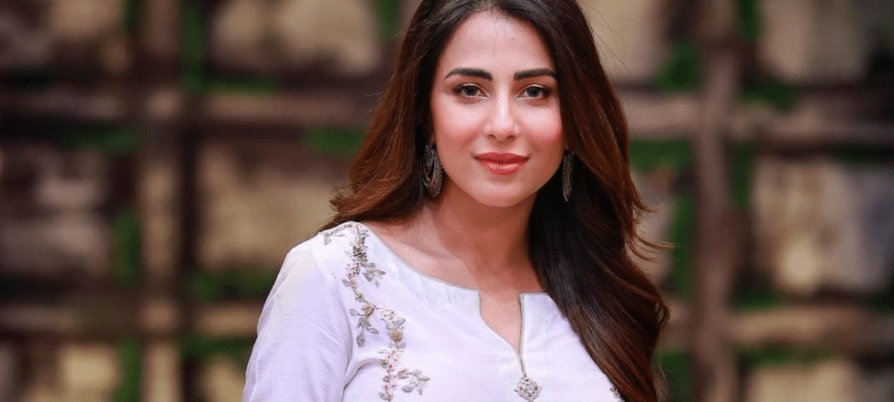 Ushna Shah exposes Western media’s ‘misinformation’ about the Palestinian genocide.