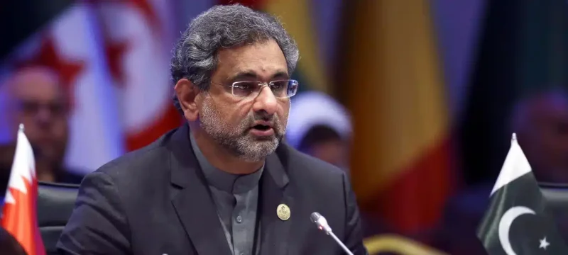 Former PM Abbasi Temporarily Blocked from Traveling Abroad