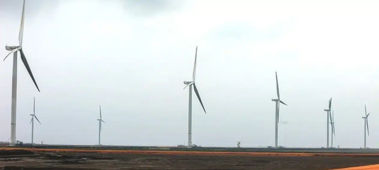 Wind Power Projects in Thatta Connected to Pakistan's Grid, Boosting CPEC Progress