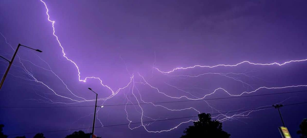 Tragic Lightning Strikes Claim 24 Lives in India’s Gujarat