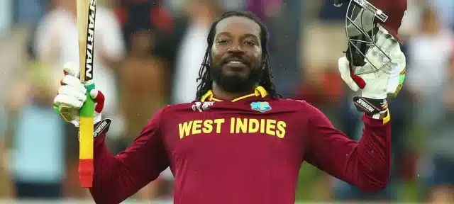 Chris Gayle's 'Lutt Putt Gaya' Dance Goes Viral to SRK's Song