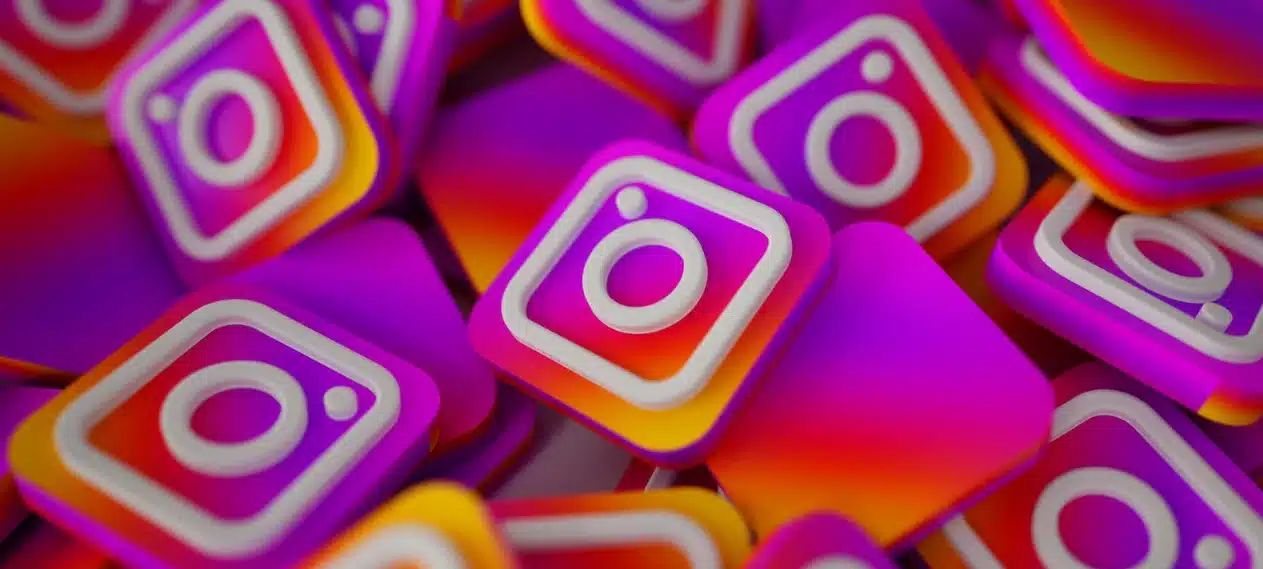 Instagram Unveils AI-Generated Backgrounds for Creative Posts