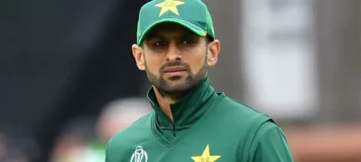 Shoaib Malik Makes History: First Asian Batter to Hit 13,000 Runs in T20s