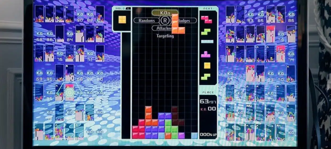 Thirteen-Year-Old Makes History as First to Conquer Tetris