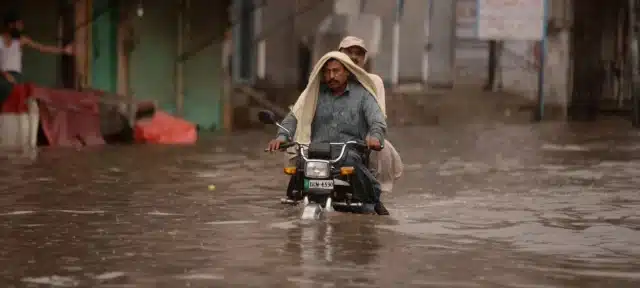 Persistent Cloudy and Foggy Weather Across Most of Pakistan