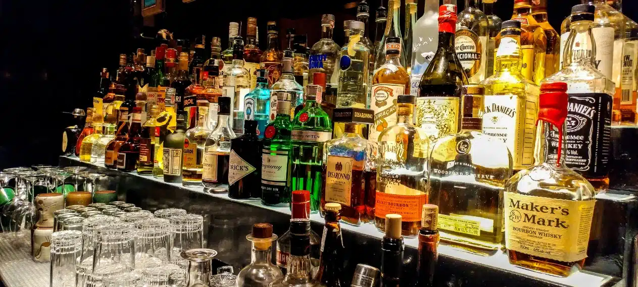 Saudi Arabia Set to Open First Alcohol Store in Riyadh