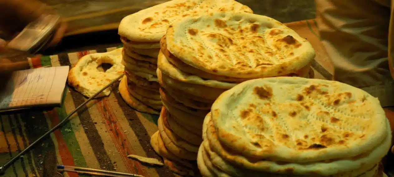 Significant Surge in Roti and Naan Prices Hits Lahore