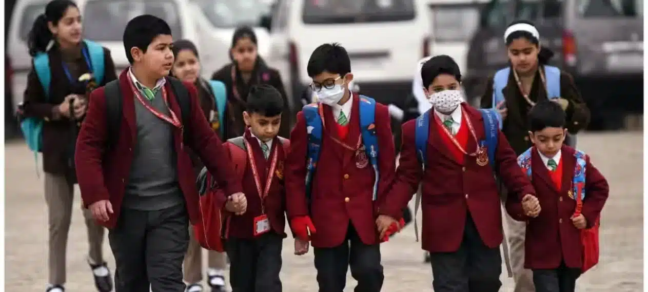 Punjab Rejects Extending Winter Break, Alters School Schedules