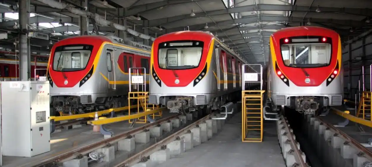 PML-N's Promises Orange Line Train for Faisalabad if Comes Back to Power