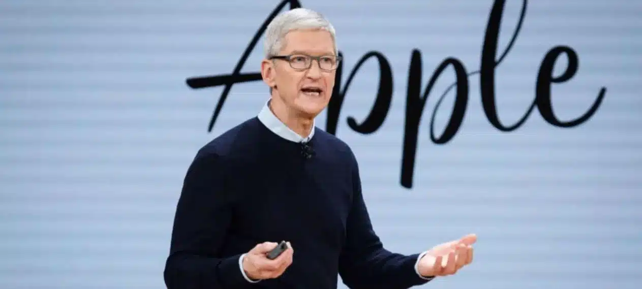 Apple CEO Hints at Generative AI Arrival on iPhones in 2024