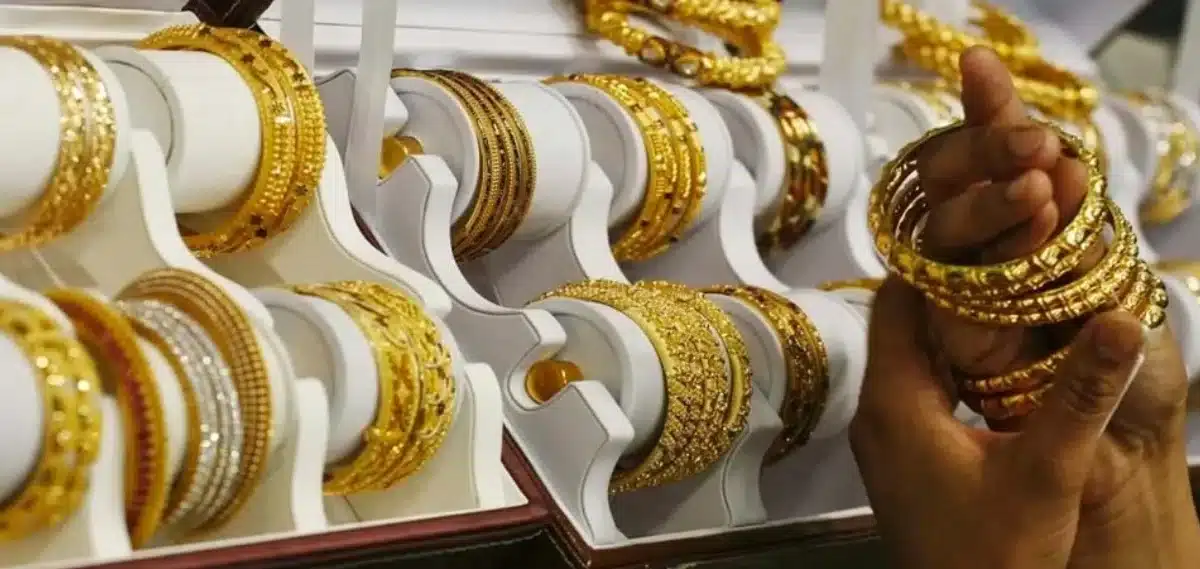 Gold Price Edges Up in Pakistan