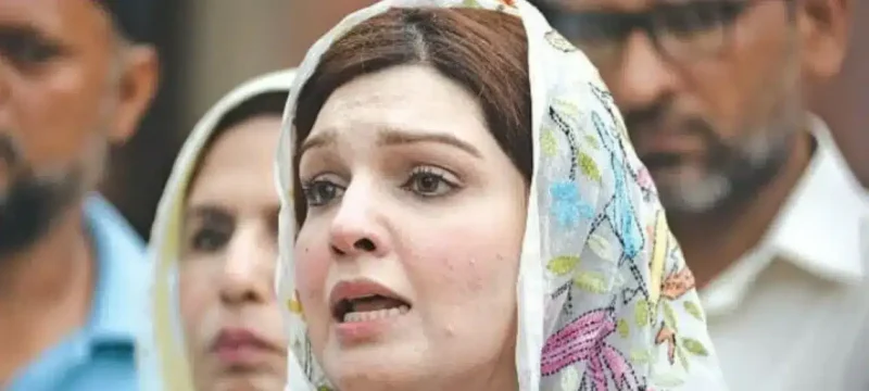 Mushaal Stresses the Empowerment of Women