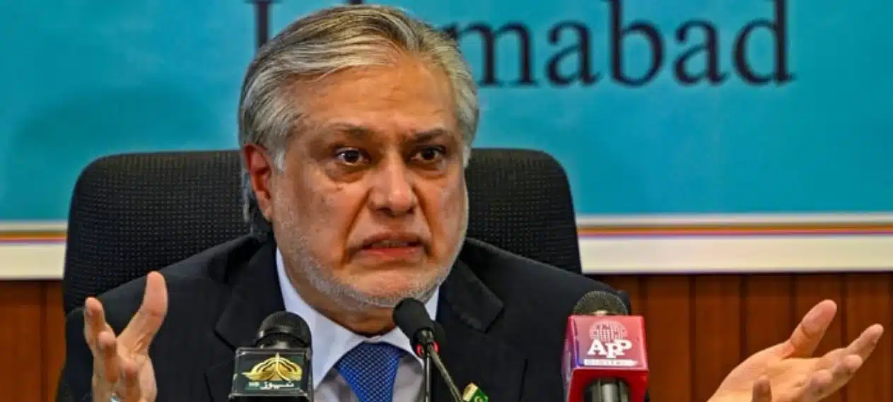 Dar claims independent candidates are reaching out to PML-N