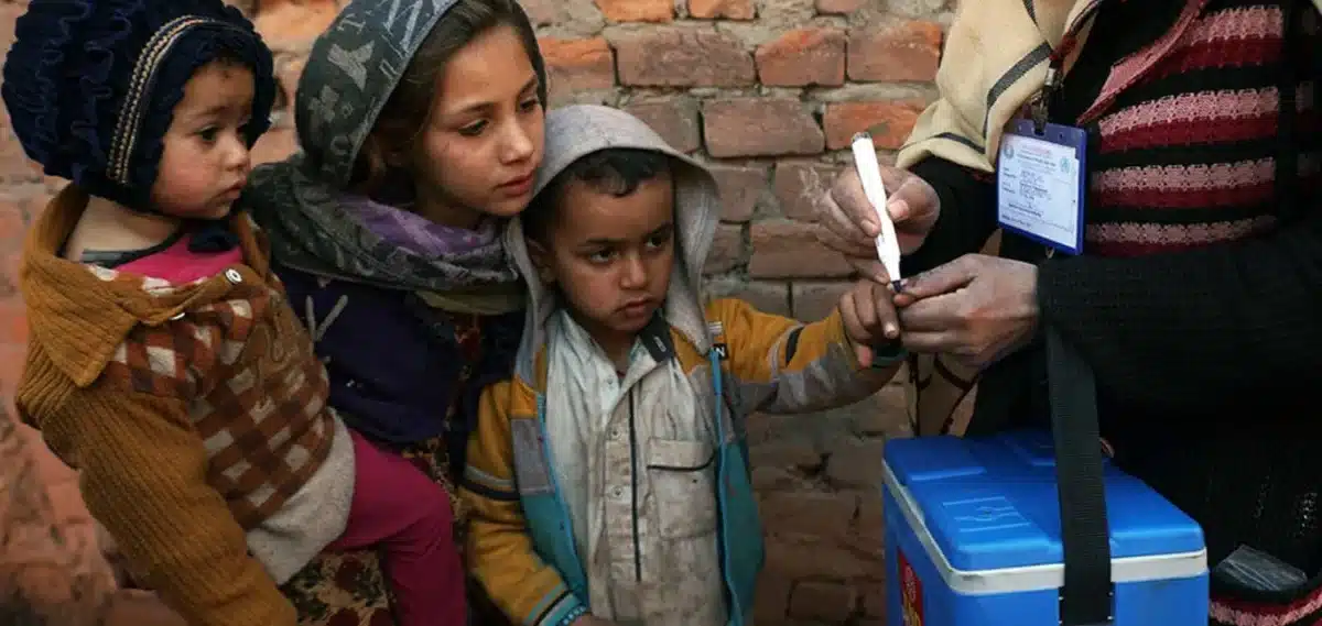 Health Experts: Polio Near Extinction in Pakistan and Afghanistan
