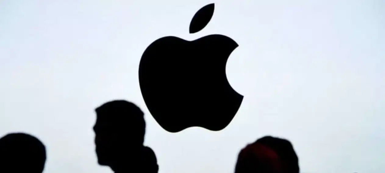 Apple Sued Over 'Apple Tax' in UK