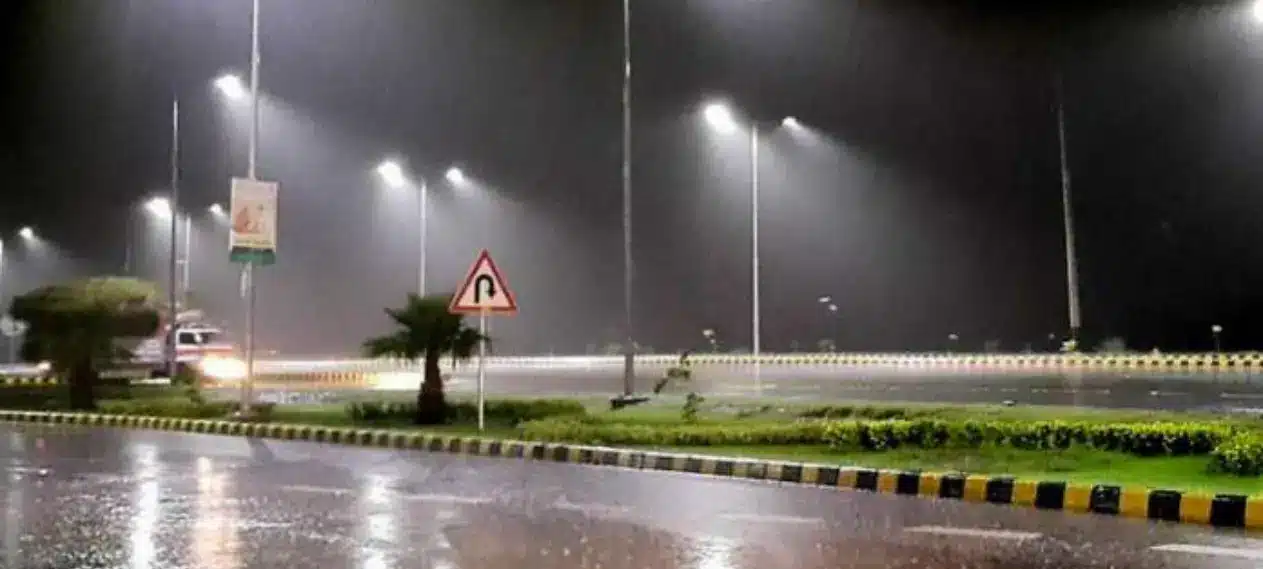Another Intense Wave of Rain and Thunderstorms Forecasted Across Pakistan