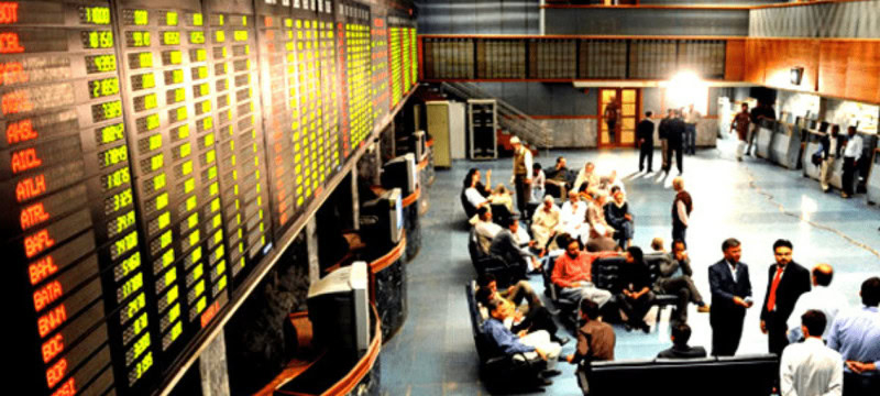 Pakistan Stock Exchange Plunges More Than 2000 Points Due To Budget Uncertainty