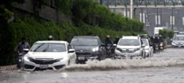 Heavy Monsoon Rain Pounded Lahore As PDMA Issued a Fresh Alert