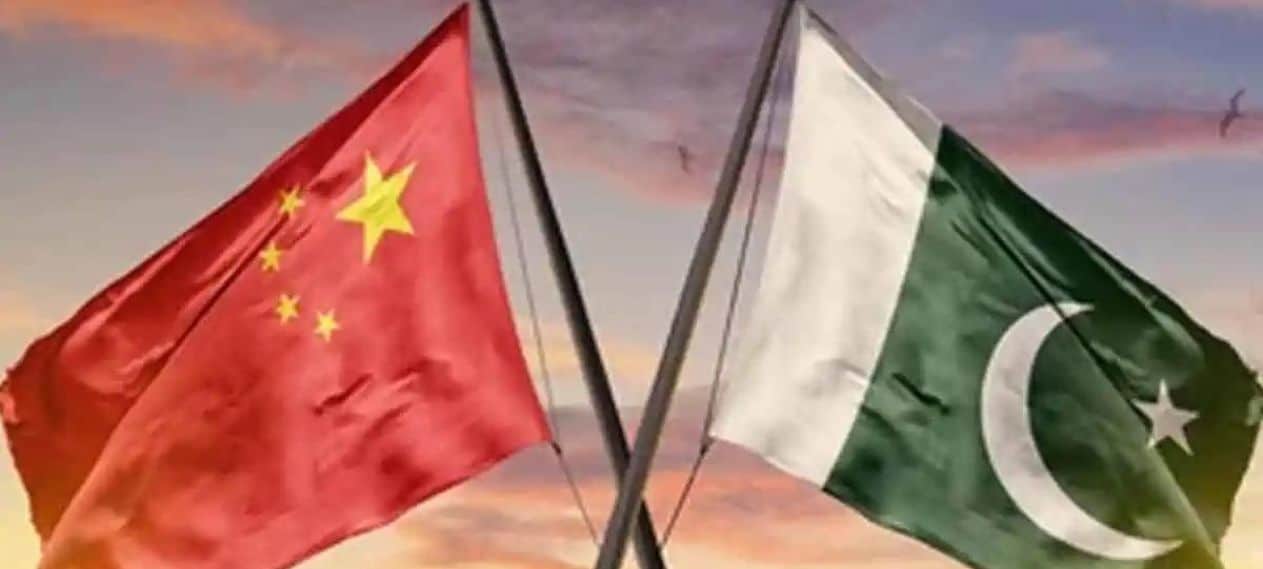 Pakistan Will Now Provide Free Visas to All Chinese Nationals