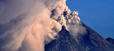 Indonesian Volcano Agency Warns After Climbers' Close Call with Mount Dukono Eruption