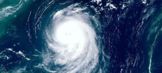 Karachi on High Alert as Cyclone Asna Approaches Near; Fishing Banned in Arabian Sea