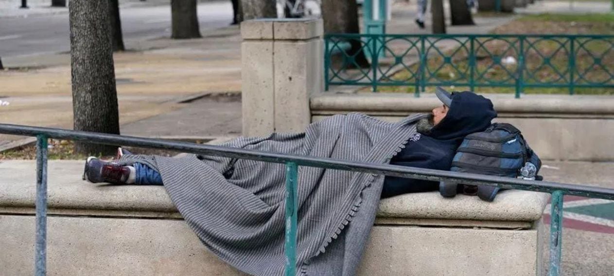 Florida Enacts Law Banning Homeless Individuals From Sleeping In Public