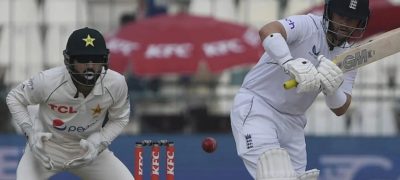 Pakistani Spinners Dominate as England Lose Five Wickets in Third Test