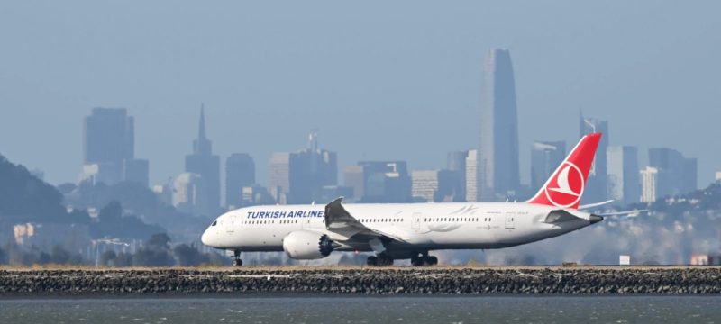 Turkish Airlines Pilot Dies Mid-Flight, Leading to Emergency Landing in New York