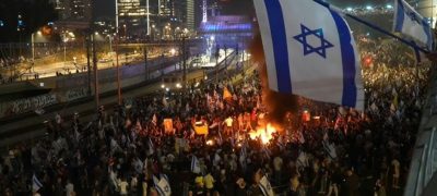 Thousands Protest in Israel Following Sacking of Defense Minister