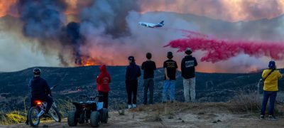 Wildfire Near Los Angeles Expands to 9,400 Acres, Triggers Evacuations