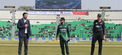 Pakistan Opt to Bat First Against New Zealand in Tri-Nation Series Final