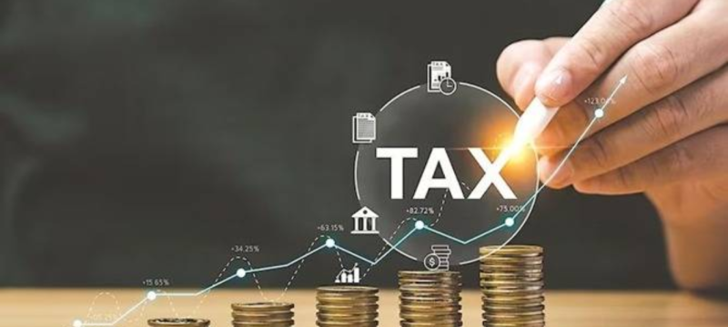 Govt to Slash Import Taxes by Rs120 Billion in Pro-Business Budget Push