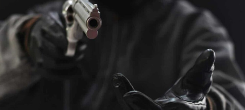 Robbers Loot Cash And Phones From Rawalpindi Shop In Broad Daylight
